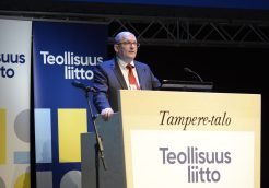 Aalto ordförande – Lehtonen, Puura och Nilosaari vice