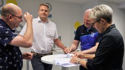 Lentopalloliitto ja Teollisuusliitto yhteistyöhön