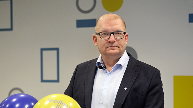 Industrifackets Riku Aalto uppmuntrar Petteri Orpo att tänka själv när det kommer till att gå åt strejkrätten – ”Nu finns chansen att stiga till statsmannakategorin”